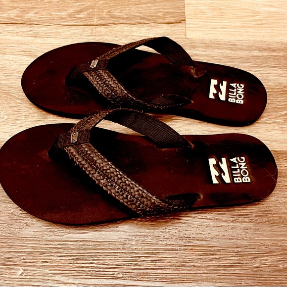 Billabong Flip Flops - Picture 2 of 2